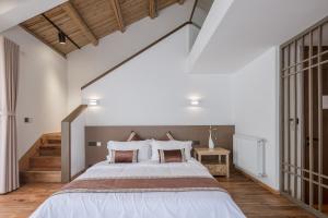 Letto o letti in una camera di Vretreats yunxishang Boutique Hotel