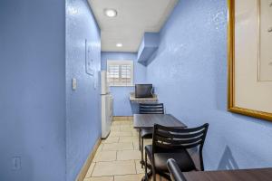 Fotografie z fotogalerie ubytování American Executive Inn Mesa v destinaci Mesa
