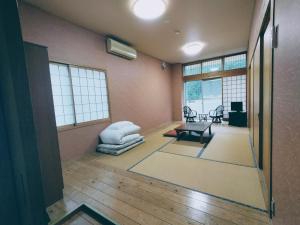 Fitness centrum a/nebo fitness zařízení v ubytování 山村自然楽校しもなの郷