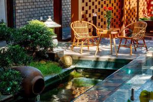 Gallery image of Nana House Huong River Retreat in Thôn Trường Giang