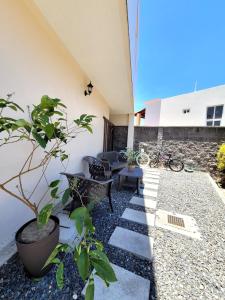 Garður fyrir utan Casa el Roble Oeste, Minimalist