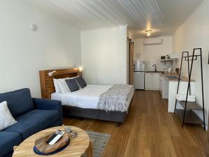 Postel nebo postele na pokoji v ubytování Taft Apartments