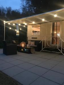 Fotografie z fotogalerie ubytování Knusse caravan v destinaci Earnewâld