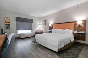 Postel nebo postele na pokoji v ubytování Hampton Inn Seguin
