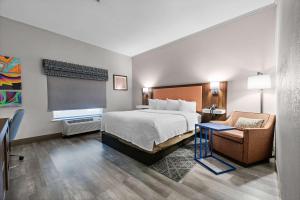 Postel nebo postele na pokoji v ubytování Hampton Inn Seguin