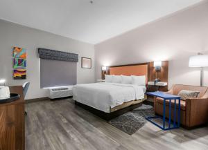 Postel nebo postele na pokoji v ubytování Hampton Inn Seguin