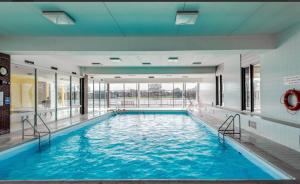 Swimmingpoolen hos eller tæt på Laguna beach volledig gerenoveerd 1 slpk appartement