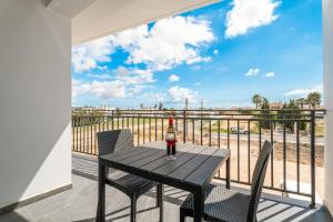Μπαλκόνι ή βεράντα στο Modern 2BR Apartment Near Ayia Napa - Anastasia 101