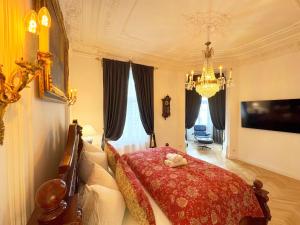 Postel nebo postele na pokoji v ubytování 7th HEAVEN Vienna Center Apartments
