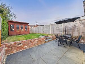 Patio nebo venkovní prostory v ubytování NEW No 1 Park Street by Signature Stays - 5 Bedroom House Central Cheltenham