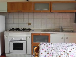 A kitchen or kitchenette at Agriturismo Poderi Minori