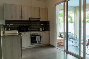Η κουζίνα ή μικρή κουζίνα στο Villa, 3 chambres avec piscine privée