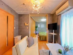 تلفاز و/أو أجهزة ترفيهية في Amika First 101 AF11