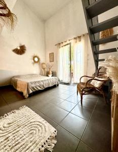 Postel nebo postele na pokoji v ubytování Maison de vacances au calme 4 personnes residence avec piscine + 38 fotografií