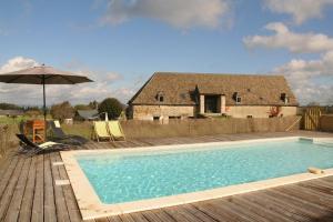 Πισίνα στο ή κοντά στο domaine du belvedere