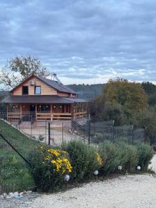 Galeriebild der Unterkunft Cabana Șerban in Bughea de Jos