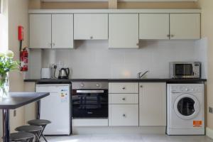 Dapur atau dapur kecil di Shamrock Lodge Hotel
