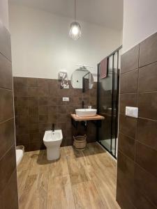 Koupelna v ubytování 2Effe Circeo B&B