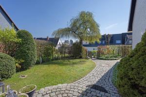 En have udenfor Bungalow Lemke mit Terasse