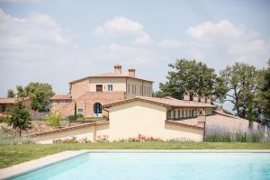 Bazén v ubytování Cignella Resort nebo v jeho okolí