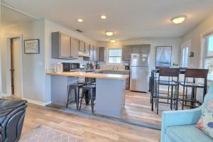 Η κουζίνα ή μικρή κουζίνα στο 5015 - High Five