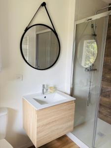 Ένα μπάνιο στο Studio Proche Gare & Centre Ville