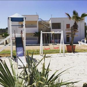 Το κτήριο όπου στεγάζεται  το διαμέρισμα