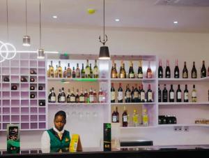 Nápoje v ubytování OTI Hotel Benin + 17 fotografií