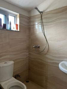 Un baño de Adriatic Escape