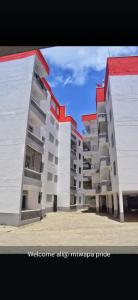 Το κτήριο όπου στεγάζεται  το διαμέρισμα