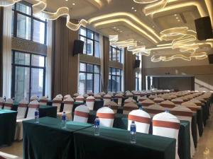 Viðskiptasvæði og/eða fundarherbergi á Yancheng Prince Hotel Financial City European Style Flower Street Branch