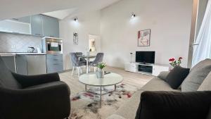 Köök või kööginurk majutusasutuses Apartments Teodo