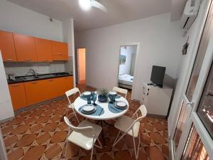 Dapur atau dapur kecil di La casa di Vicky