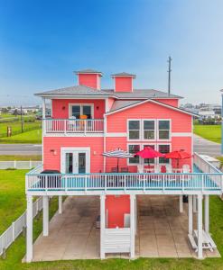 Gallery image of Beachfront Million Dollar Views 2 King Beds Big Tv in Galveston