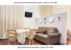 Posedenie v ubytovaní METRO GARIBALDI - Loft con Wifi e 4 posti letto presso la Stazione Centrale di Napoli
