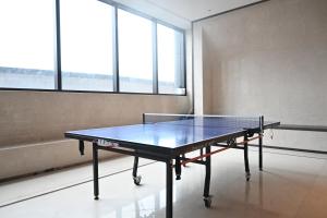 Lauatennis majutusasutuses Nomadic International Hostel Shenzhen North Railway Stn Store või selle läheduses