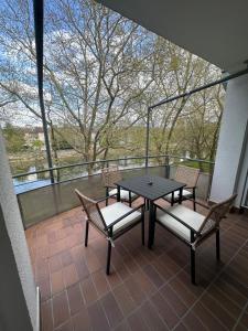 Μπαλκόνι ή βεράντα στο Wohnung am Neckar mit Tiefgarage