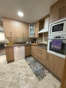 Kuchnia lub aneks kuchenny w obiekcie Apartamento Playa Guardamar del Segura