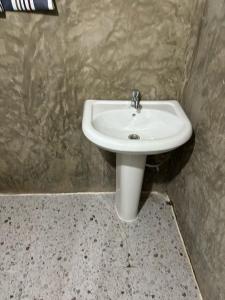 Bagno di Gleeful Hostel