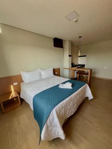 Ένα ή περισσότερα κρεβάτια σε δωμάτιο στο Barra Hotel +8 φωτογραφίες