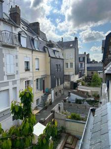 Budova, kde se prázdninový dům nachází