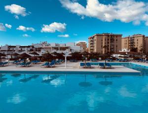 La alberca dentro o cerca de Estudio en Nogalera con piscina