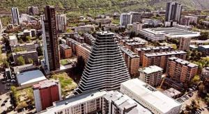 Nespecifikovaný výhled na destinaci Tbilisi nebo výhled na město při pohledu z apartmánu