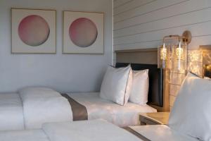 Katil atau katil-katil dalam bilik di The Westin Jekyll Island Beach Resort