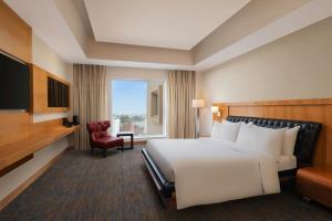 Postel nebo postele na pokoji v ubytování Fairfield by Marriott Amritsar