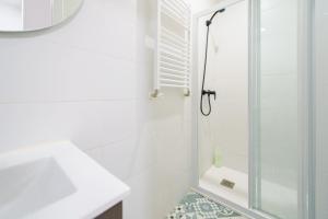 Ένα μπάνιο στο Apartament Antonio Leyva +26 φωτογραφίες
