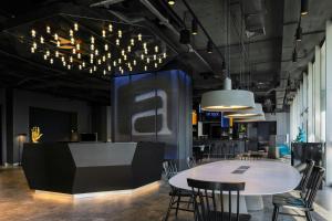 Restoran atau tempat lain untuk makan di Aloft Lima Miraflores