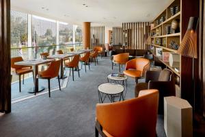Χώρος καθιστικού στο Rabat Marriott Hotel