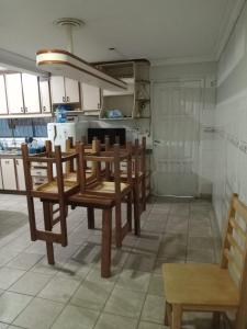 Kuchyň nebo kuchyňský kout v ubytování Hostel La Bodega + 5 fotografií