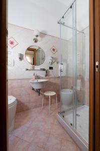 Kamar mandi di Sancta Scala